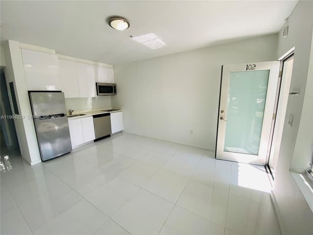801 15th Street # 102, Miami Beach FL 33139 - Miami Beach, FL - Photo 6