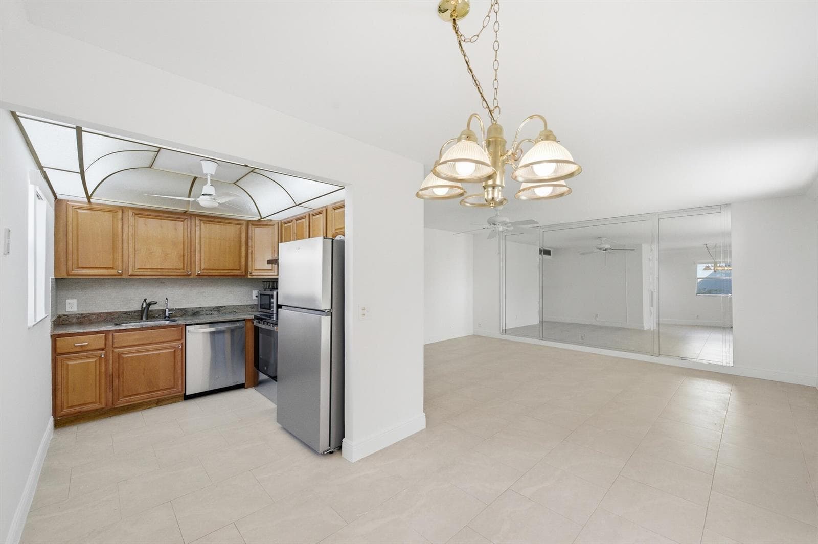 452 Brittany J, Delray Beach FL 33446 - Delray Beach, FL - Photo 1