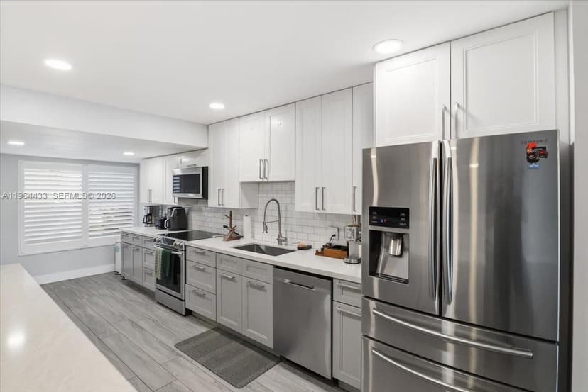 958 Mockingbird Ln # 514, Plantation FL 33324