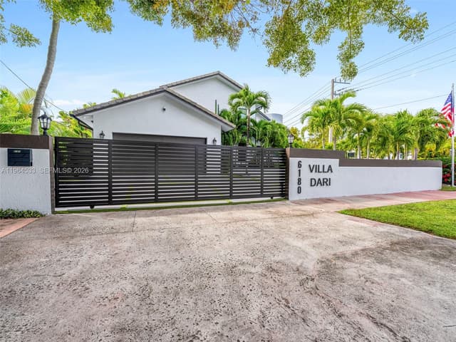6180 Pine Tree Dr, Miami Beach FL 33140 - Miami Beach, FL - Photo 3