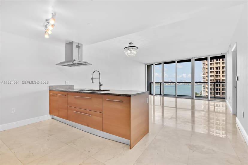 465 Brickell Ave # 917, Miami FL 33131