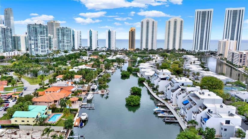 385 Poinciana Dr # 1230, Sunny Isles Beach FL 33160