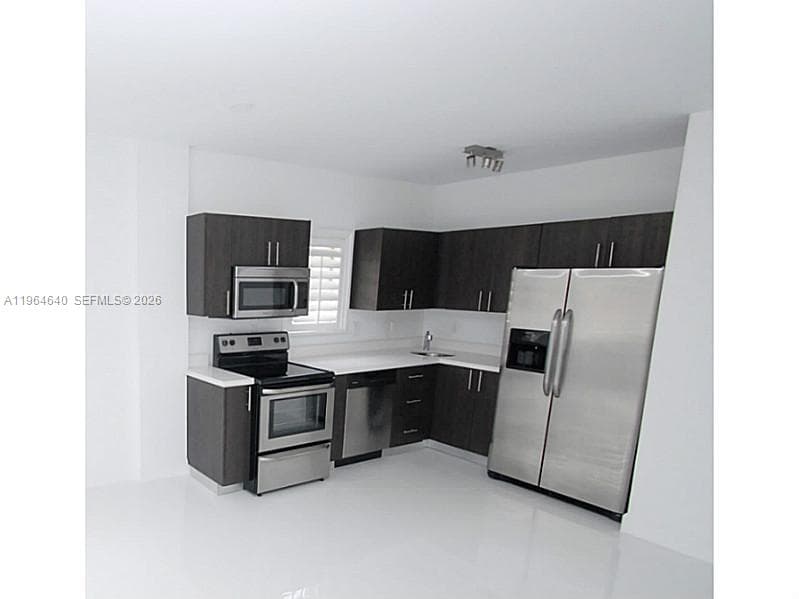 1255 PENNSYLVANIA AV # 102, Miami Beach FL 33139