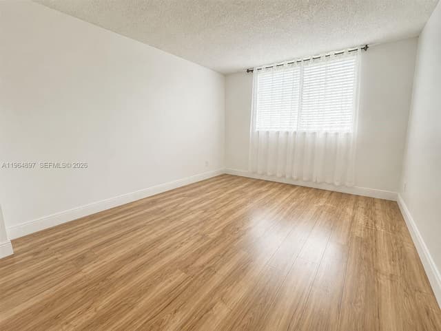 445 NE 195th St # 429, Miami FL 33179 - Miami, FL - Photo 7