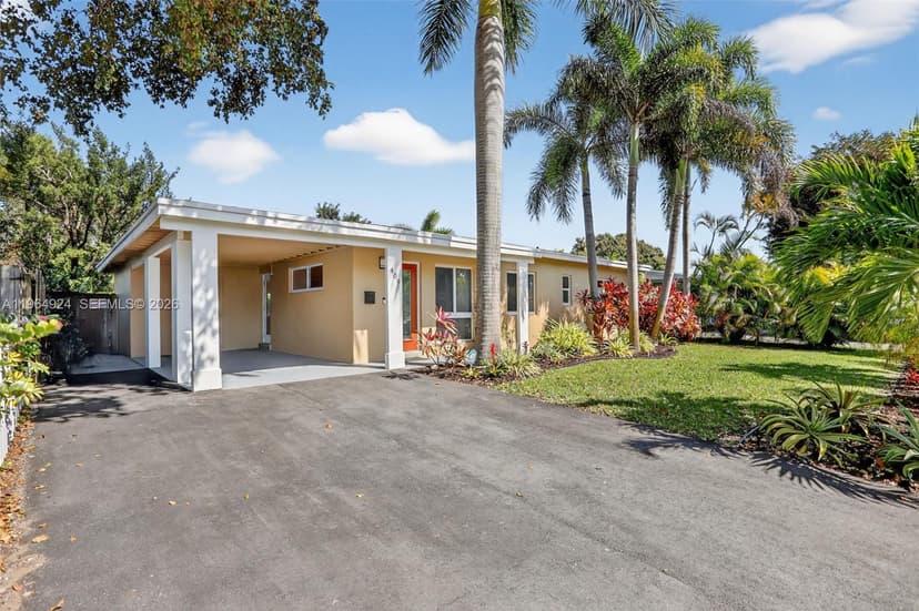 409 NW 28th Ct, Wilton Manors FL 33311