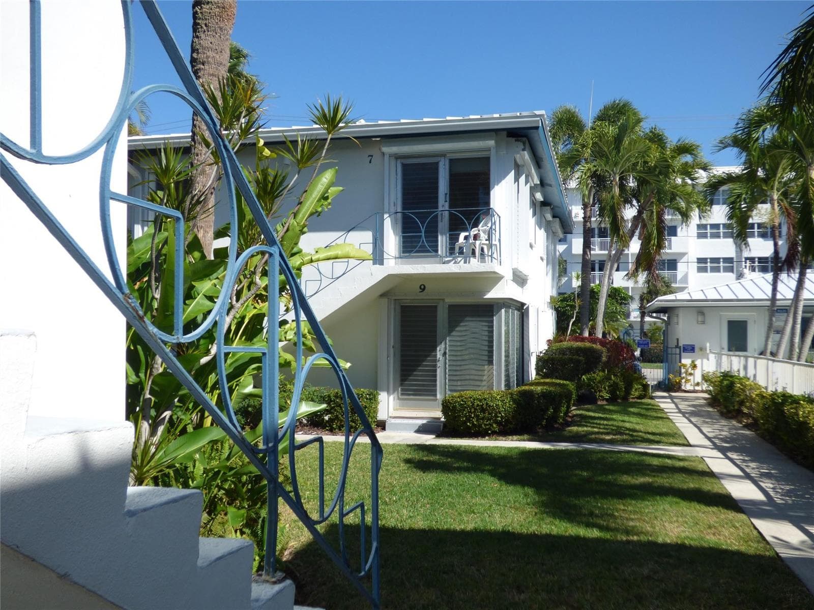561 Bayshore Drive # 7, Fort Lauderdale FL 33304
