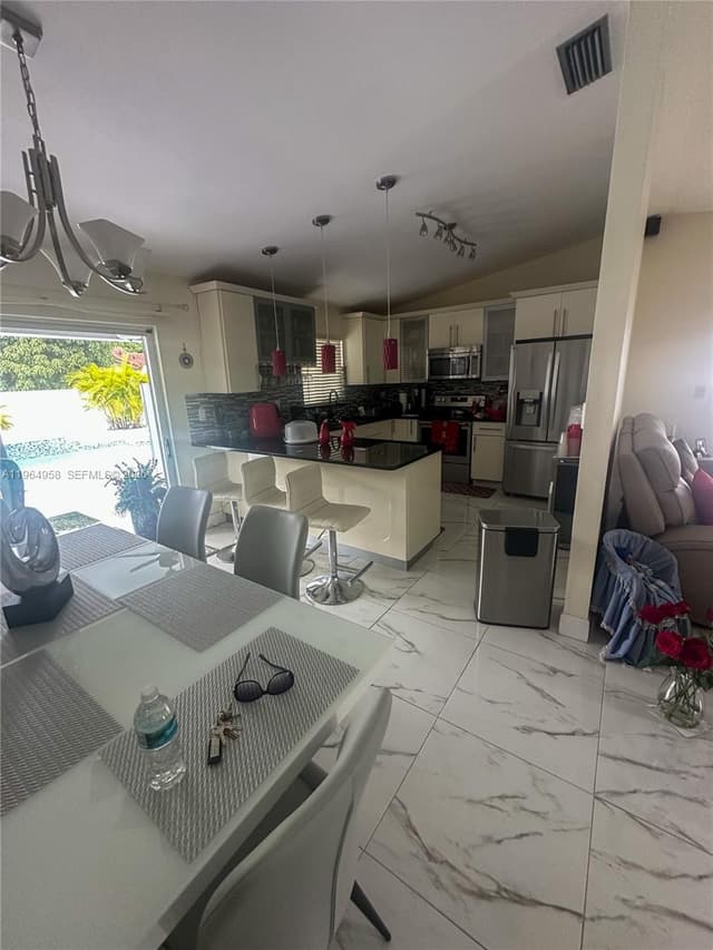 14759 SW 82nd St, Miami FL 33193 - Miami, FL - Photo 6