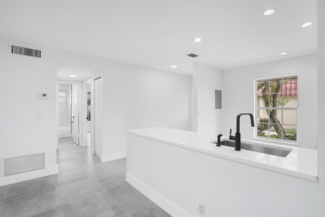 737 Nantucket Circle # B, Lake Worth FL 33467 - Lake Worth, FL - Photo 7