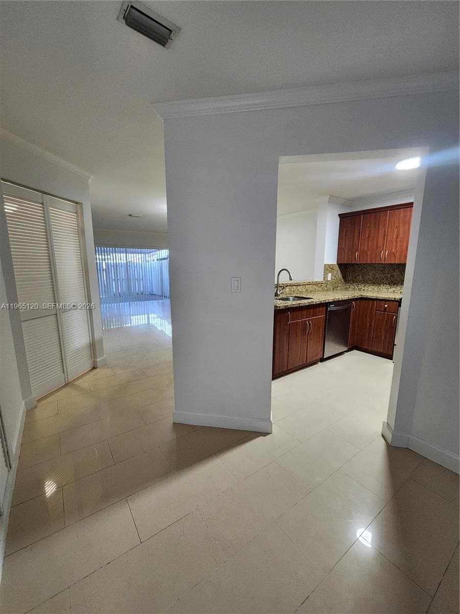 6485 SW 129th Ave, Miami FL 33183