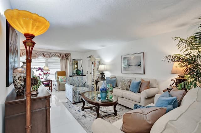 1034 NW 88th Avenue # 99, Plantation FL 33322 - Plantation, FL - Photo 5