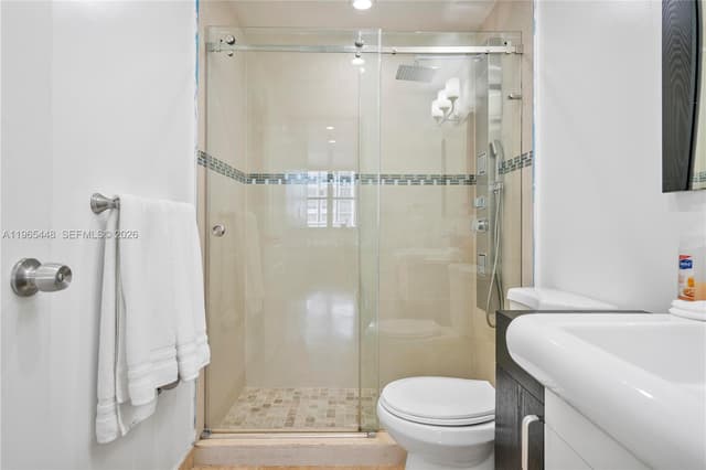 5601 Collins Ave # 423, Miami Beach FL 33140 - Miami Beach, FL - Photo 6