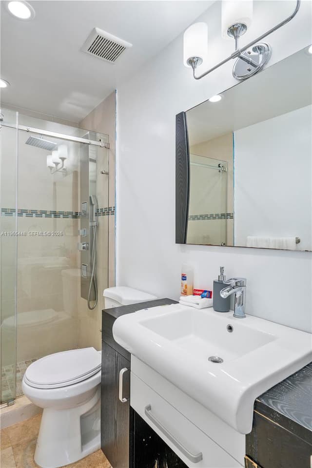 5601 Collins Ave # 423, Miami Beach FL 33140 - Miami Beach, FL - Photo 7