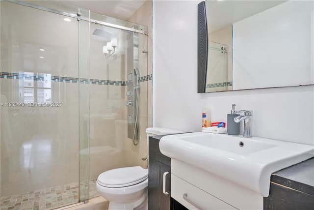 5601 Collins Ave # 423, Miami Beach FL 33140 - Miami Beach, FL - Photo 5