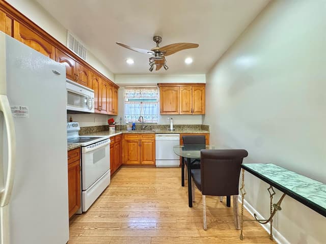 565 Piedmont L, Delray Beach FL 33484 - Delray Beach, FL - Photo 6