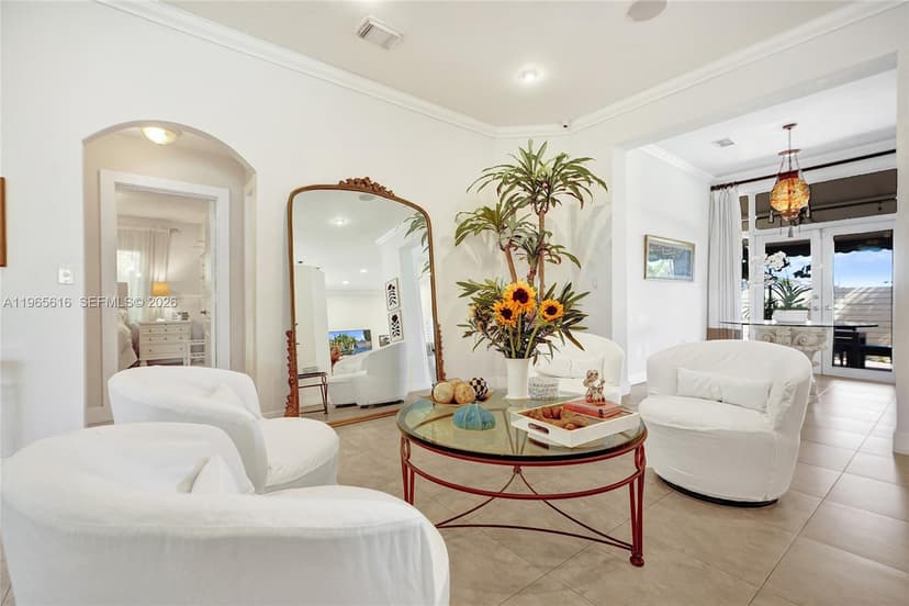 471 SW 92nd Psge, Miami FL 33174