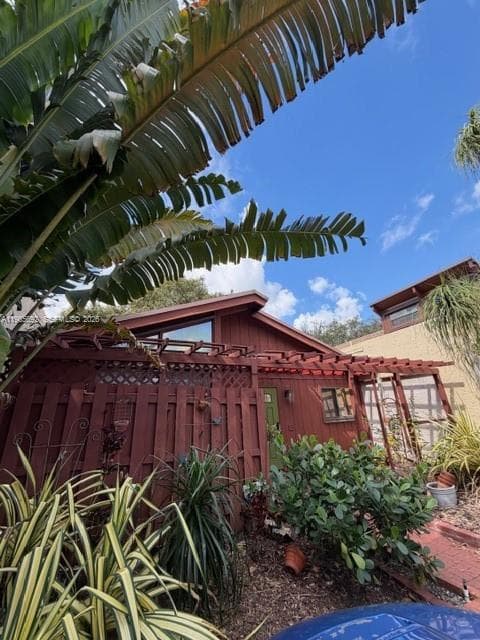 6171 NW 32nd Way, Fort Lauderdale FL 33309