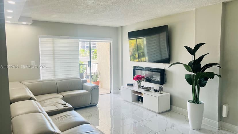 14250 SW 62nd St # 319, Miami FL 33183