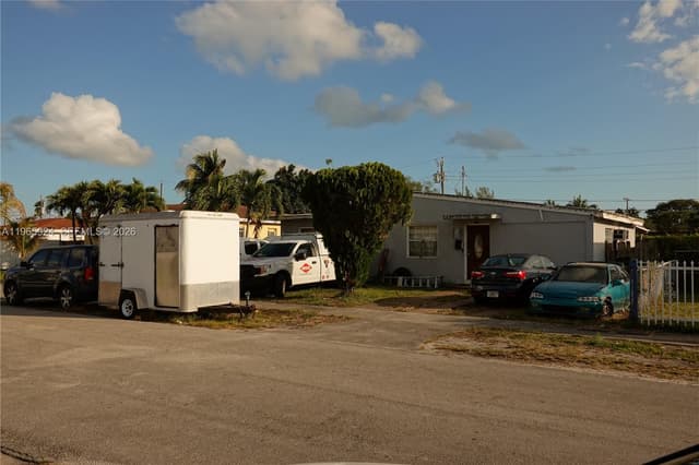 810 NW 84th Ter, Miami FL 33150 - Miami, FL - Photo 4