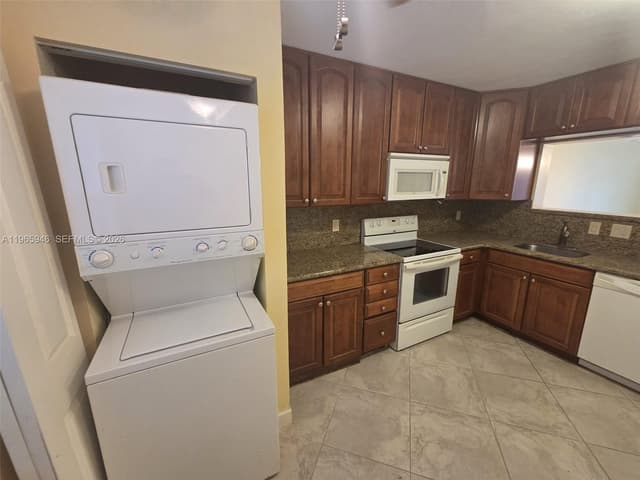 6675 S Oriole Blvd # 1040, Delray Beach FL 33446 - Delray Beach, FL - Photo 6