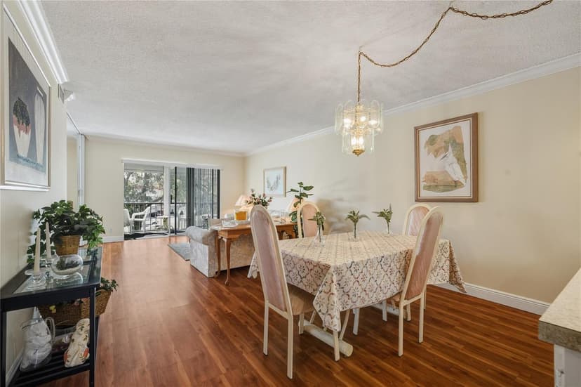 691 S Hollybrook Drive # 304, Pembroke Pines FL 33025
