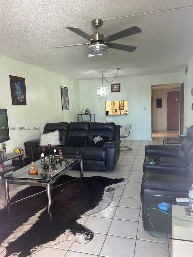 2840 Somerset Dr # 400M, Lauderdale Lakes FL 33311 - Lauderdale Lakes, FL - Photo 5