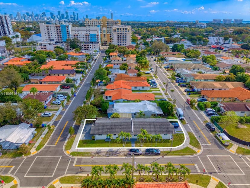 2841 SW 24th Ter, Miami FL 33145