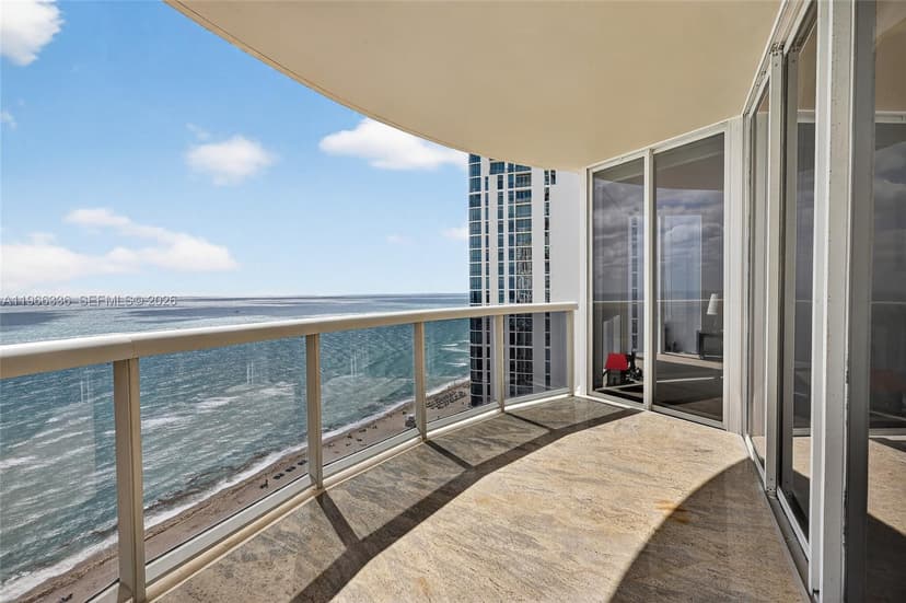 17555 Collins Ave, Sunny Isles Beach FL 33160