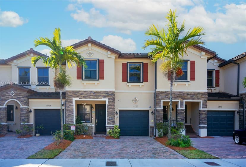 11472 SW 254th St, Homestead FL 33032