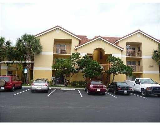 7610 Westwood Dr # 120, Tamarac FL 33321 - Tamarac, FL - Photo 4