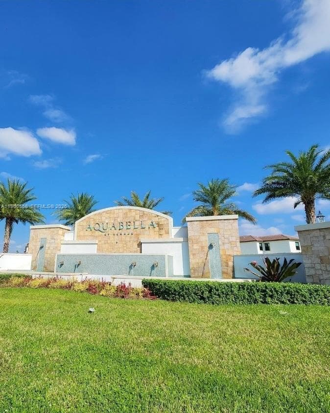 3350 W 112th St, Hialeah FL 33018