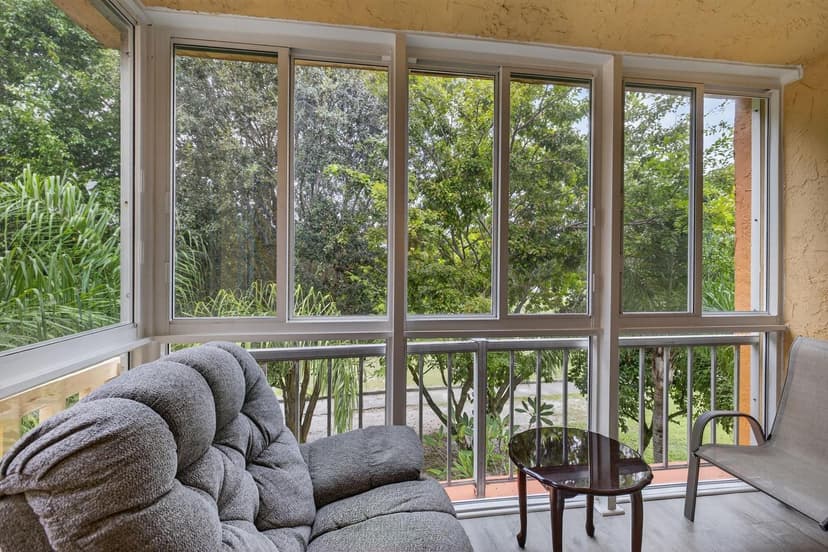 8400 Lagos De Campo Boulevard # 303, Tamarac FL 33321