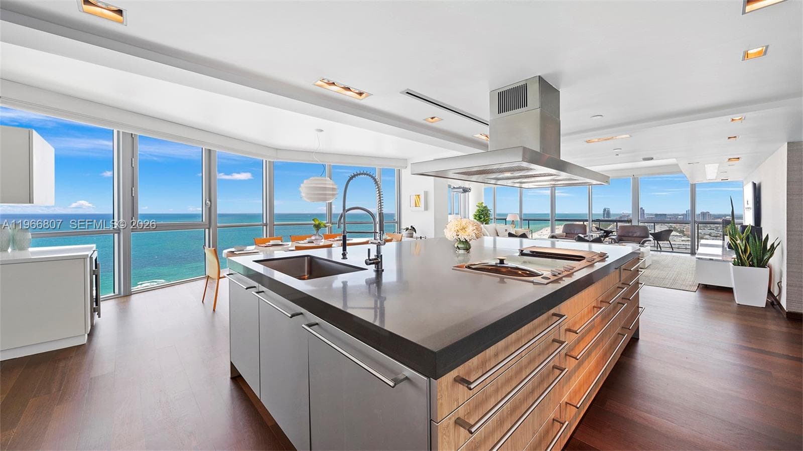 101 20th St # 3909, Miami Beach FL 33139 - Miami Beach, FL - Photo 1