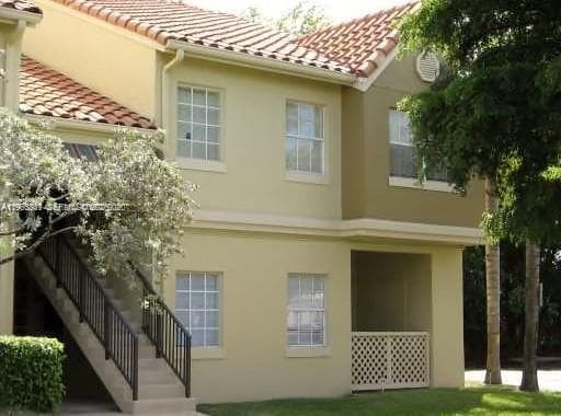 18328 NW 68th Ave # H, Hialeah FL 33015 - Hialeah, FL - Photo 2