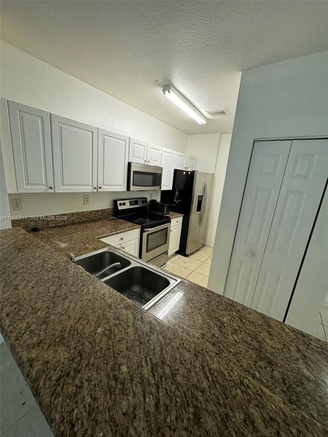 9257 SW 227th St # 11, Cutler Bay FL 33190 - Cutler Bay, FL - Photo 7