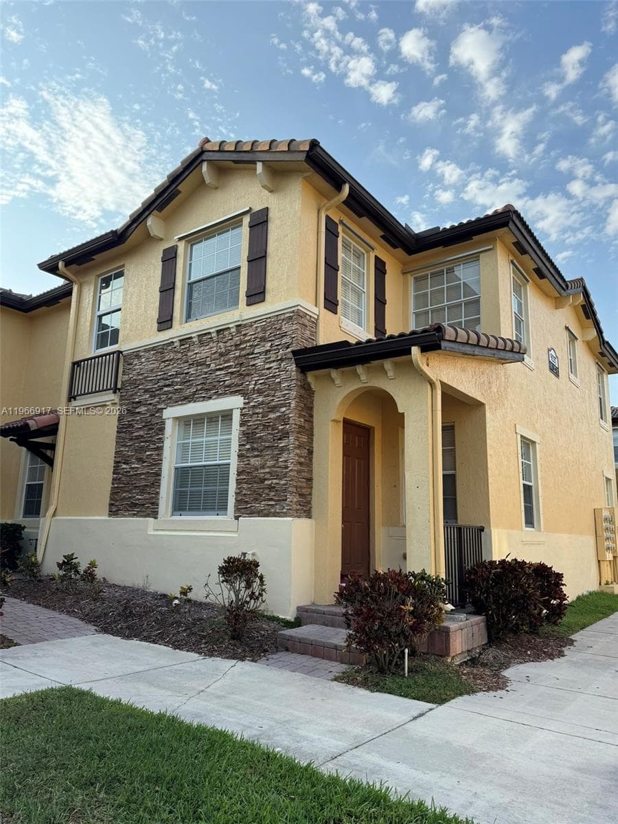 9257 SW 227th St # 11, Cutler Bay FL 33190 - Cutler Bay, FL - Photo 1