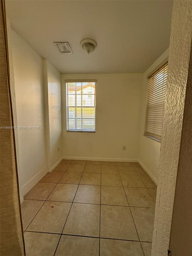 9257 SW 227th St # 11, Cutler Bay FL 33190 - Cutler Bay, FL - Photo 4