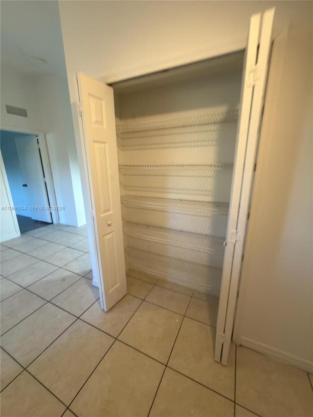 930 NE 34th Ave # 201, Homestead FL 33033 - Homestead, FL - Photo 7