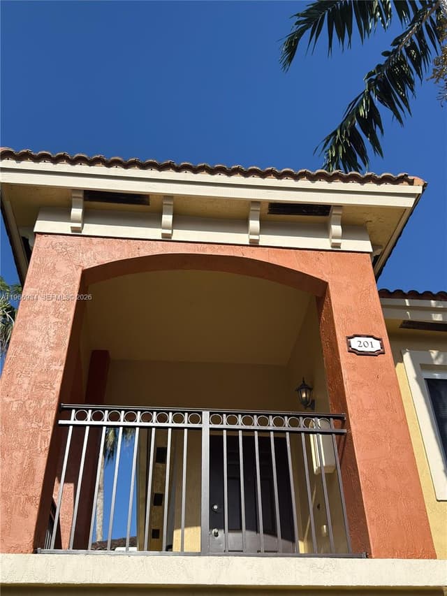 930 NE 34th Ave # 201, Homestead FL 33033 - Homestead, FL - Photo 3