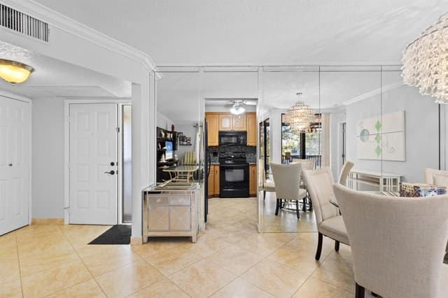 4532 Carambola Circle # 27273, Coconut Creek FL 33066 - Coconut Creek, FL - Photo 6