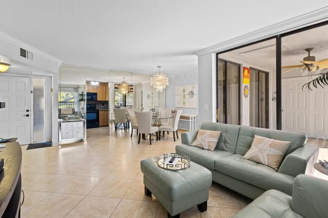 4532 Carambola Circle # 27273, Coconut Creek FL 33066 - Coconut Creek, FL - Photo 4
