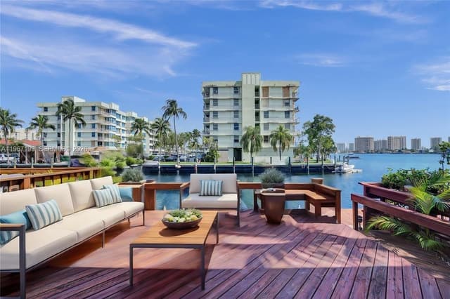 2689 NE 165th St # 56, North Miami Beach FL 33160 - North Miami Beach, FL - Photo 4