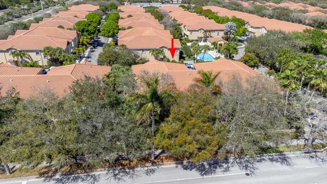 110 Lighthouse Circle # H, Tequesta FL 33469 - Tequesta, FL - Photo 2