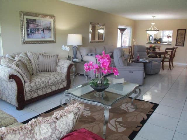 9541 Sunrise Lakes Boulevard # 210, Sunrise FL 33322 - Sunrise, FL - Photo 3