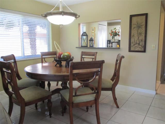 9541 Sunrise Lakes Boulevard # 210, Sunrise FL 33322 - Sunrise, FL - Photo 5