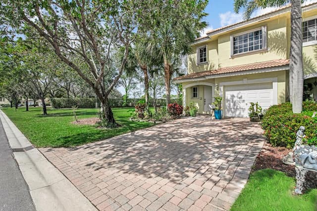 845 Imperial Lake Road, West Palm Beach FL 33413 - West Palm Beach, FL - Photo 2
