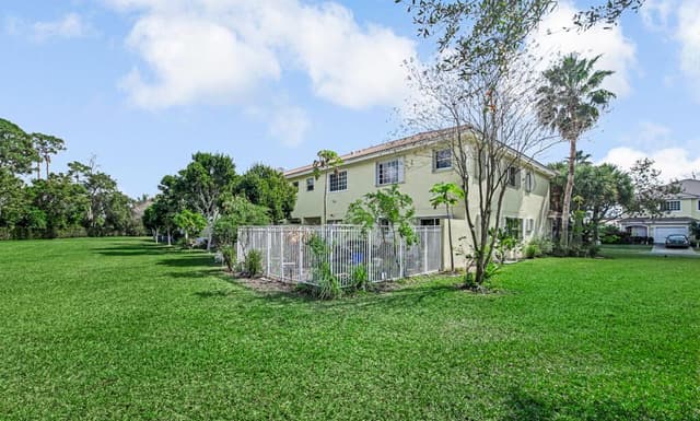 845 Imperial Lake Road, West Palm Beach FL 33413 - West Palm Beach, FL - Photo 6