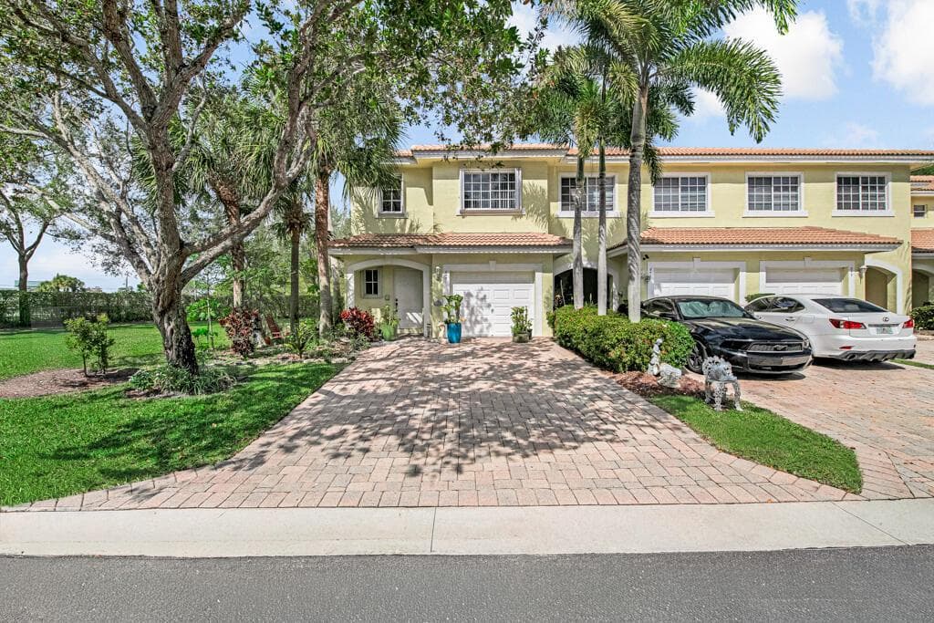 845 Imperial Lake Road, West Palm Beach FL 33413 - West Palm Beach, FL - Photo 1