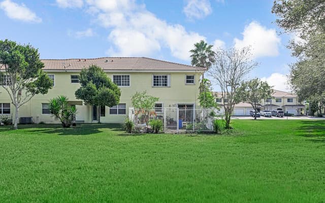 845 Imperial Lake Road, West Palm Beach FL 33413 - West Palm Beach, FL - Photo 5
