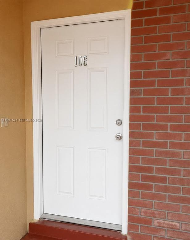 20400 NW 7 # 106, Miami Gardens FL 33169 - Miami Gardens, FL - Photo 2