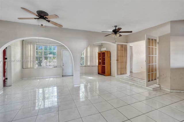 4966 NW 39th St, Lauderdale Lakes FL 33319 - Lauderdale Lakes, FL - Photo 7